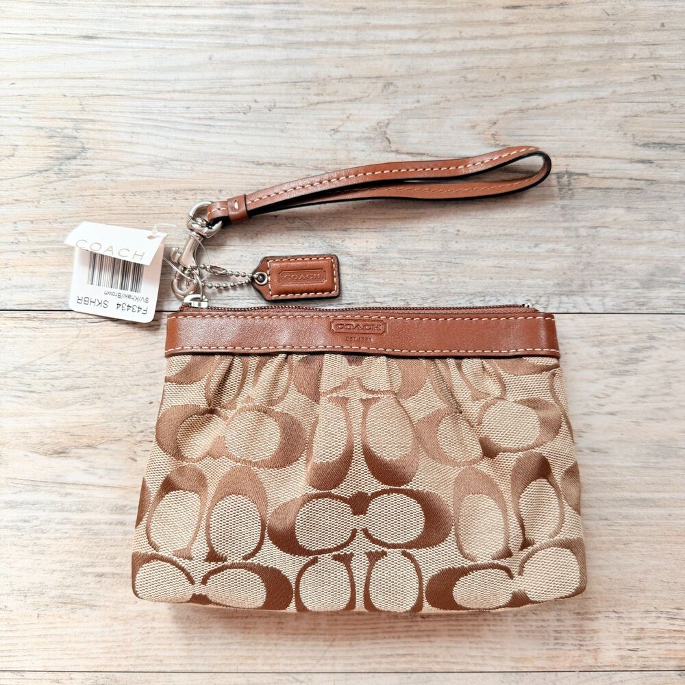Coach NWT Signature Pleated Wristlet Khaki Mahogany Brown Y2K Wallet F43434